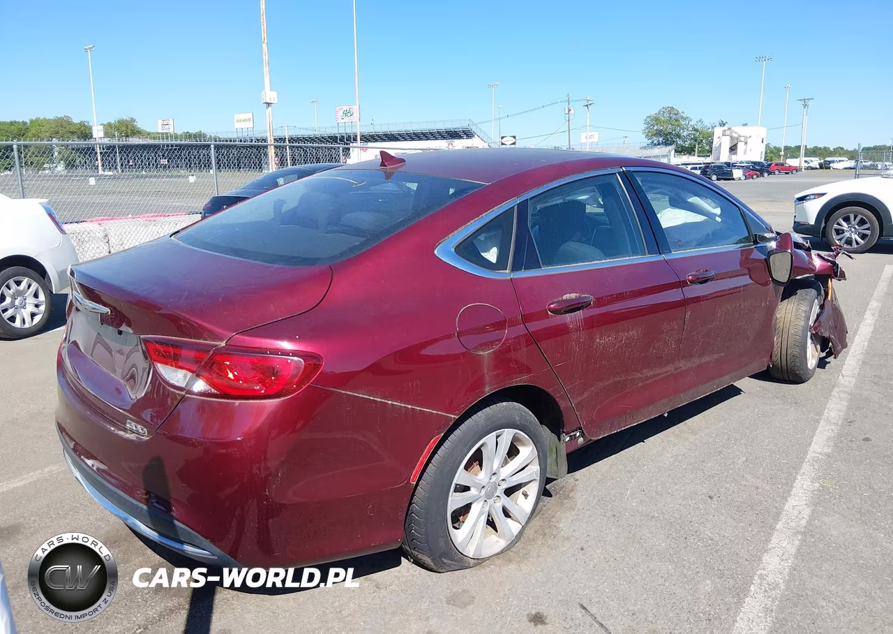 2016 Chrysler 200 Limited VIN:1C3CCCAB4GN156503 - 4