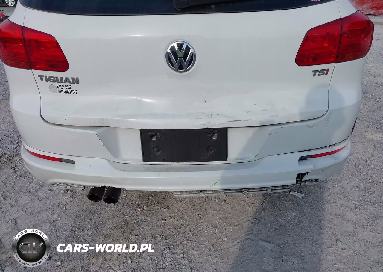 2016 Volkswagen Tiguan R-Line VIN:WVGAV7AXXGW082722 - 6