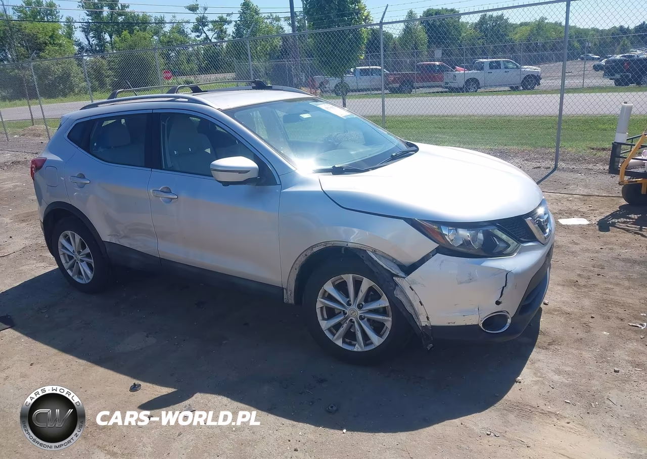 2018 Nissan Rogue Sport Sv – zdjęcie 1 z 17