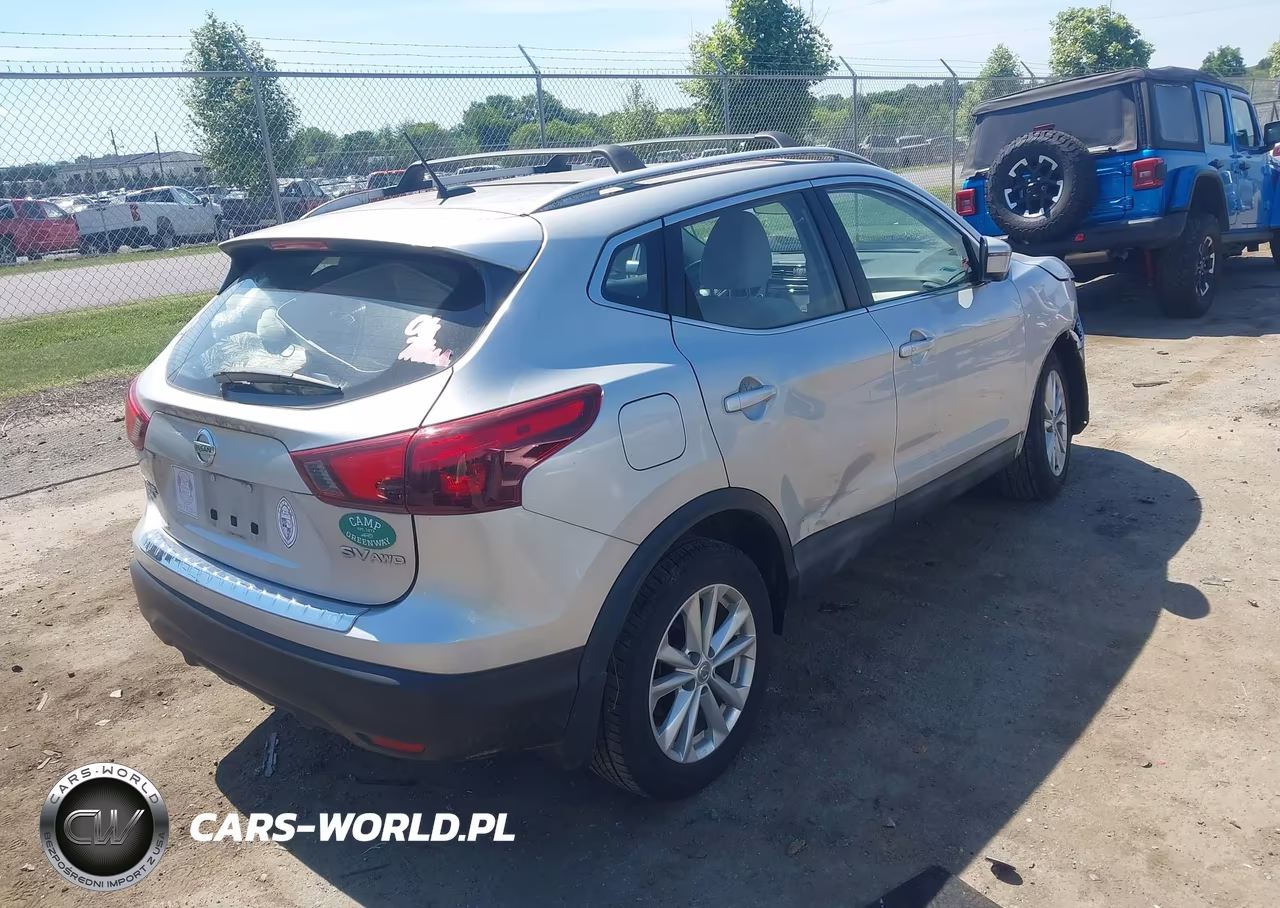 2018 Nissan Rogue Sport Sv VIN:JN1BJ1CR9JW204691 - 4