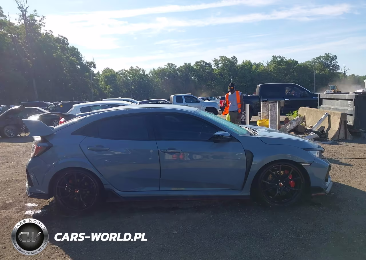 2021 Honda Civic Type R Touring VIN:SHHFK8G76MU201333 - 13