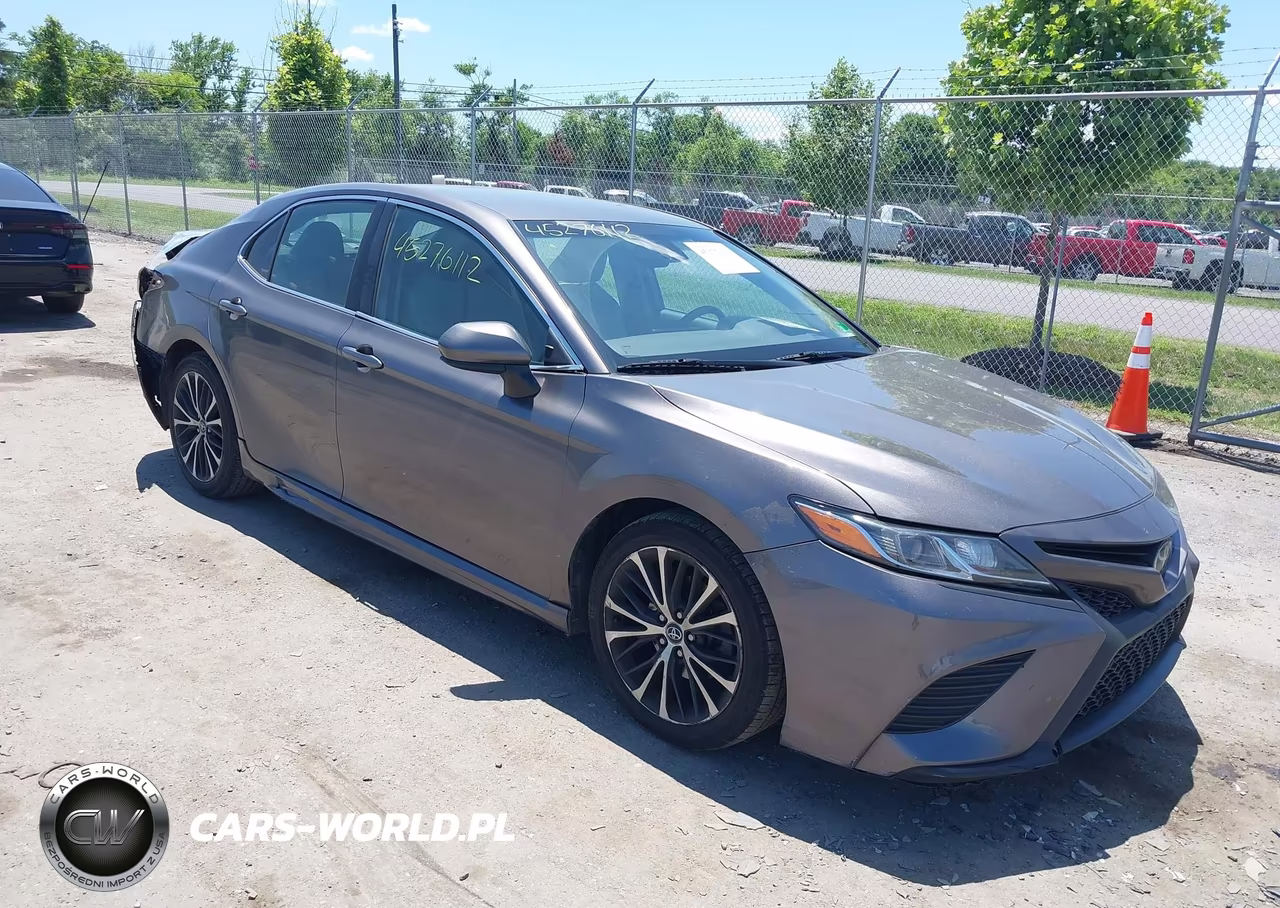 2020 Toyota Camry Se