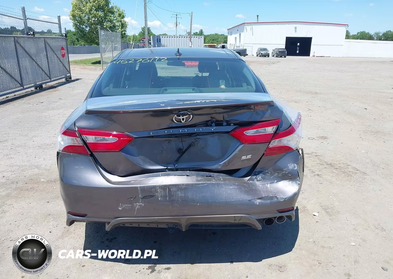 2020 Toyota Camry Se VIN:4T1G11AKXLU354893 - 16