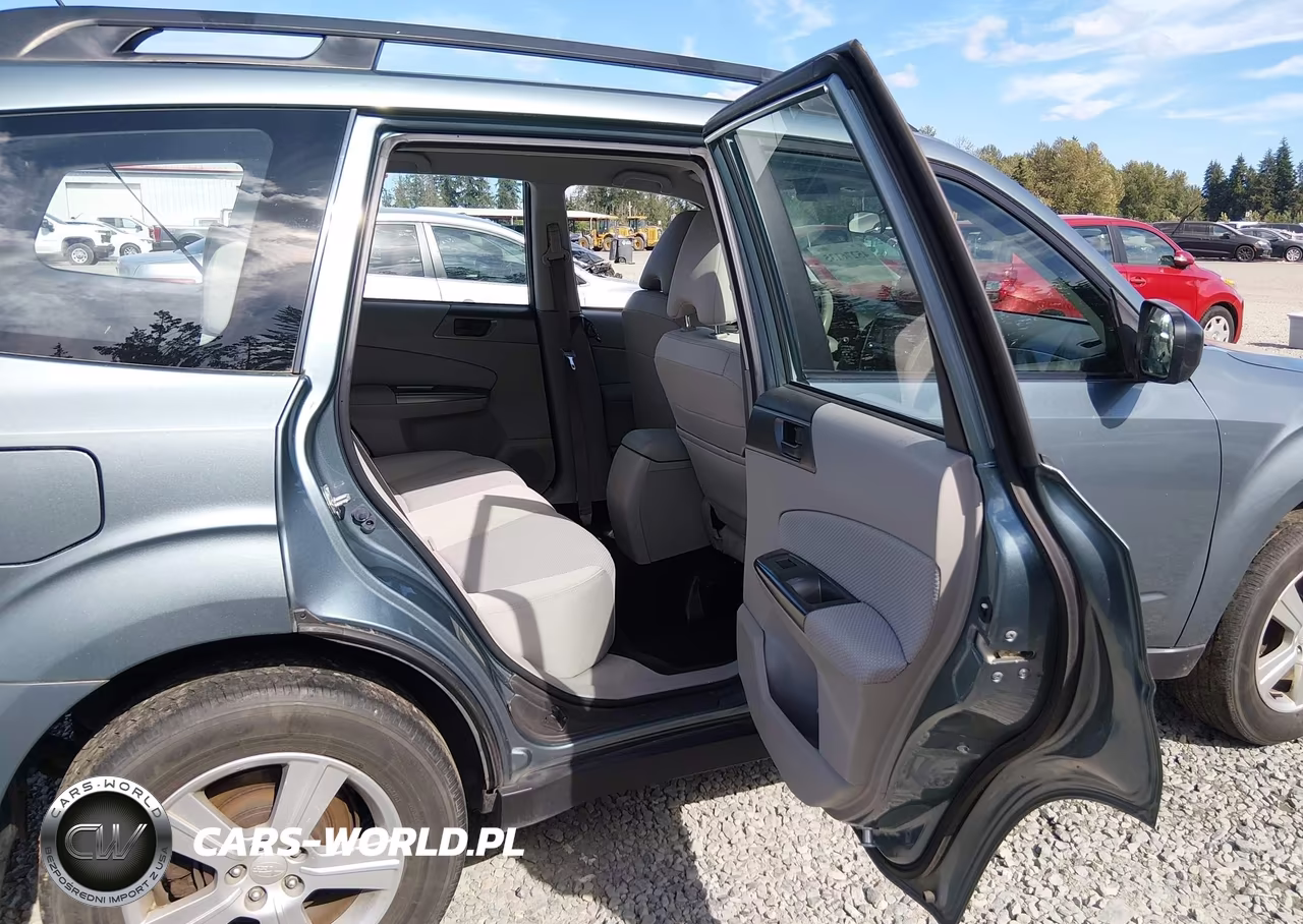 2012 Subaru Forester 2.5X VIN:JF2SHABC6CG408823 - 8