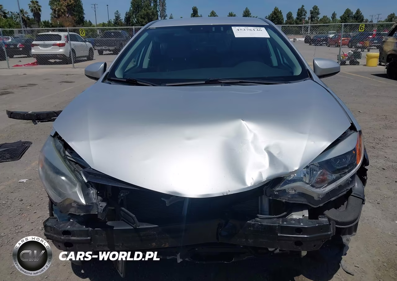 2015 Toyota Corolla Le VIN:5YFBURHE9FP326556 - 13
