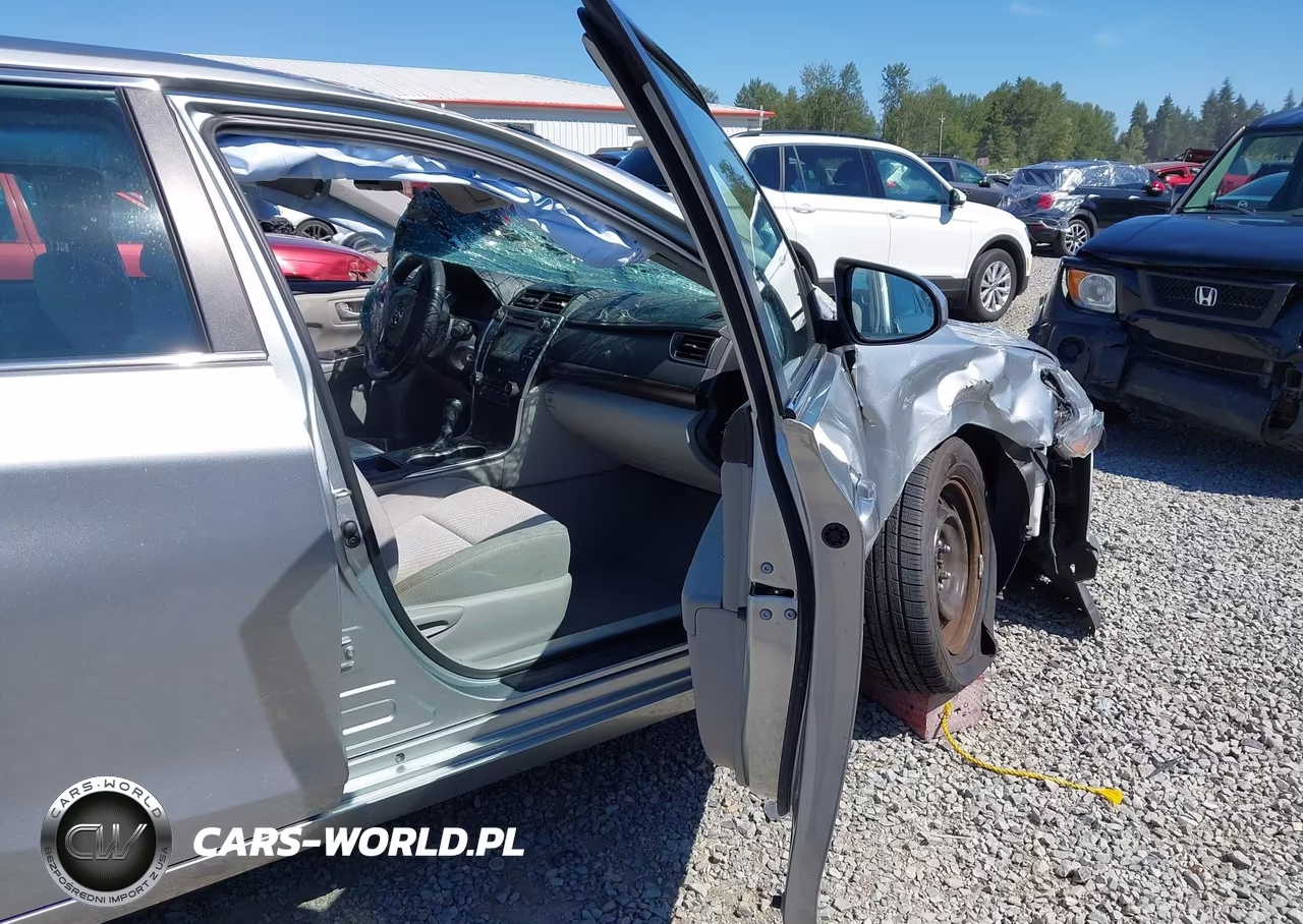 2015 Toyota Camry Le VIN:4T4BF1FK3FR473903 - 5