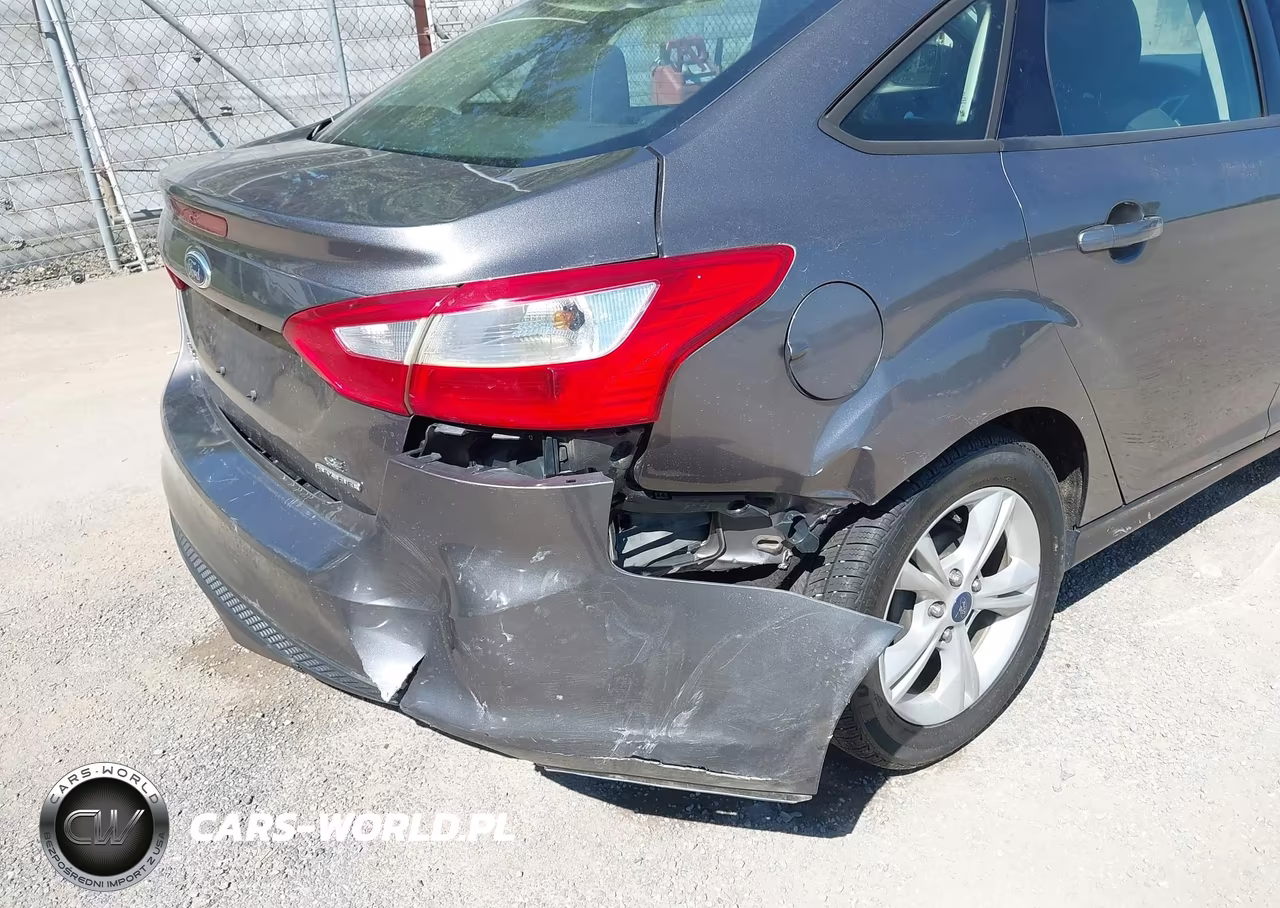 2013 Ford Focus Se VIN:1FADP3F23DL242332 - 19