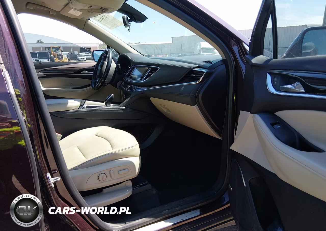 2018 Buick Enclave Premium VIN:5GAERCKW4JJ200214 - 5