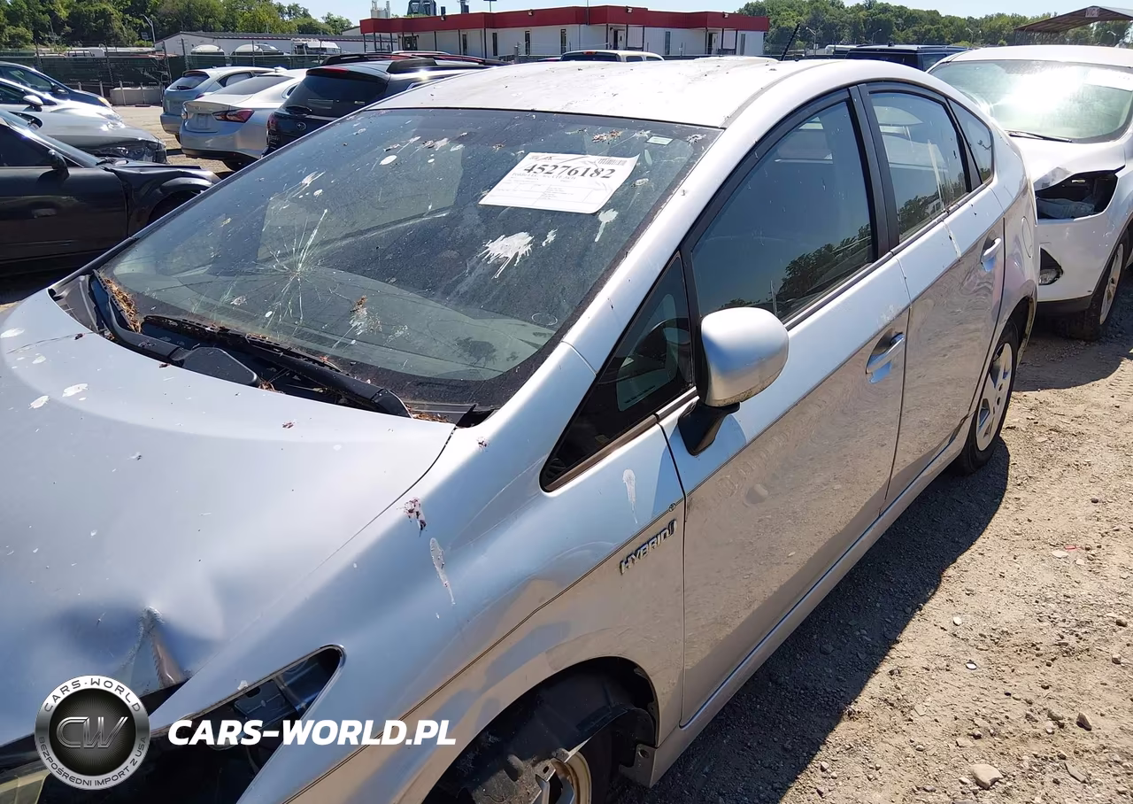 2011 Toyota Prius Two VIN:JTDKN3DU3B5341973 - 17
