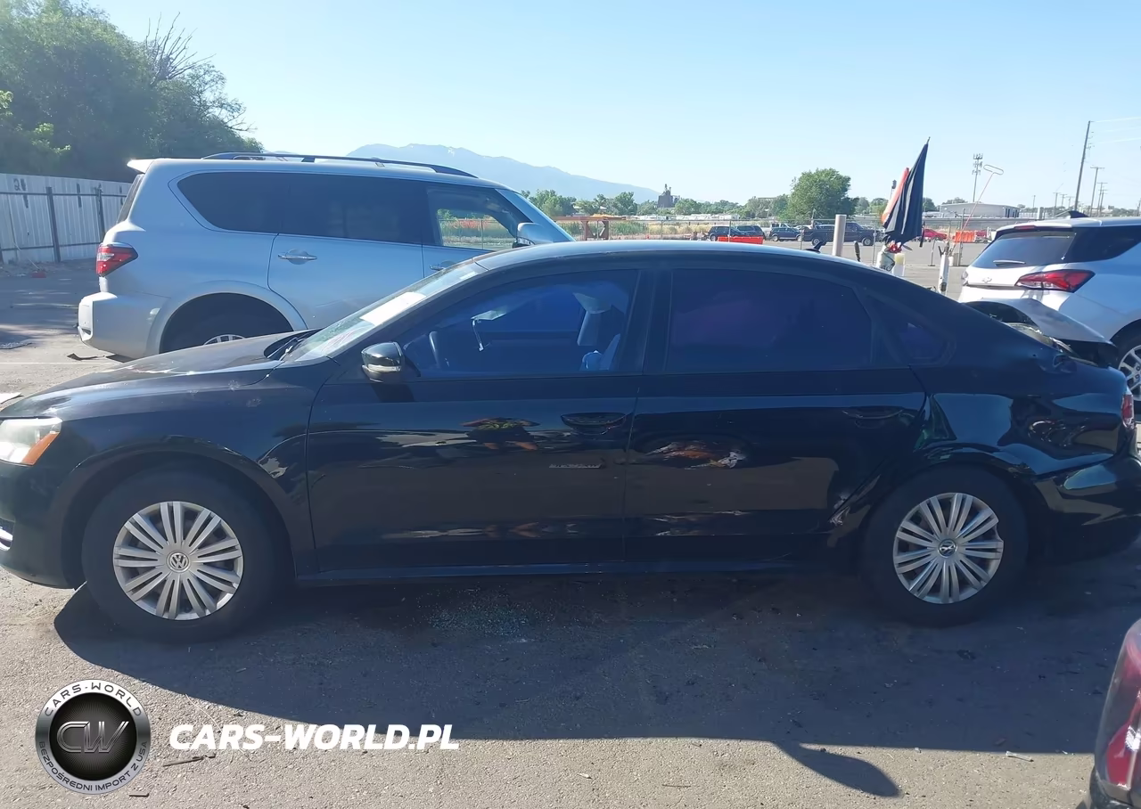 2014 Volkswagen Passat 1.8T S VIN:1VWAS7A32EC052703 - 14