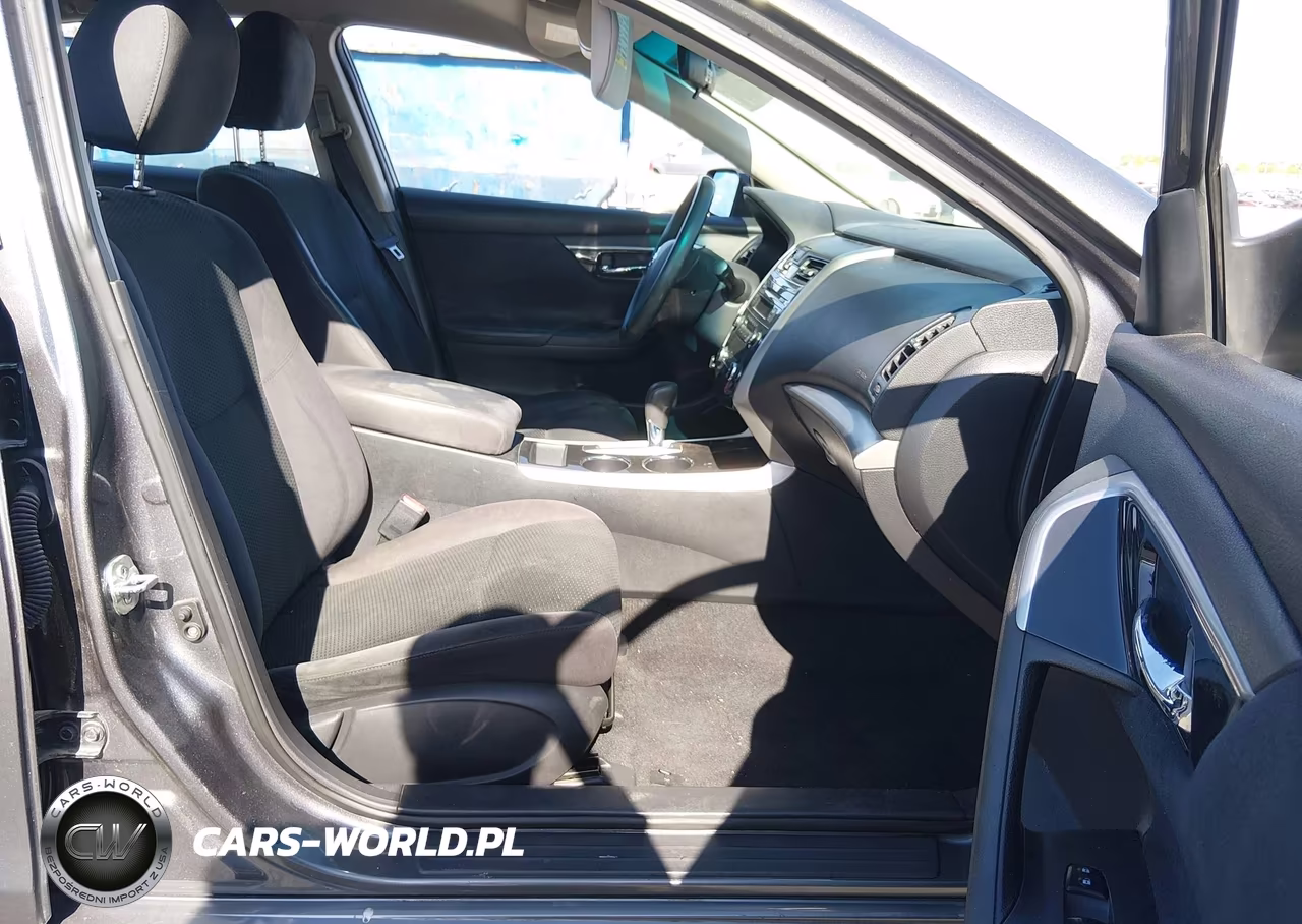 2014 Nissan Altima 2.5 S VIN:1N4AL3AP6EN262260 - 5