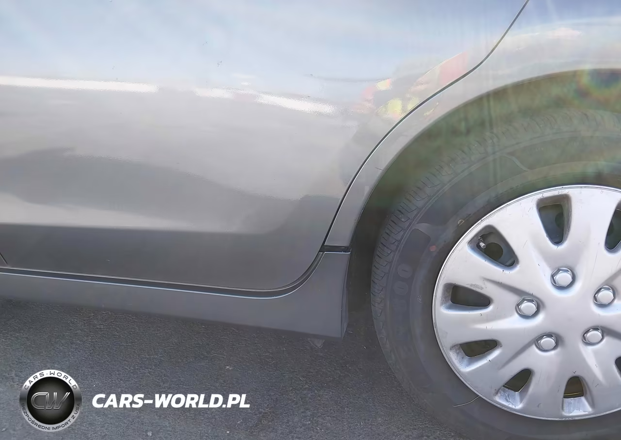 2014 Nissan Altima 2.5 S VIN:1N4AL3AP6EN262260 - 6