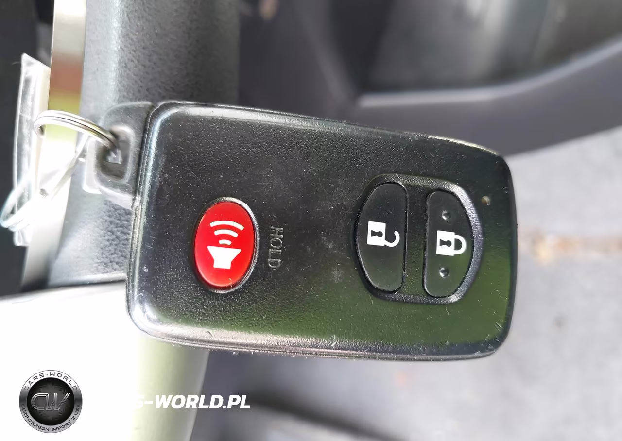 2014 Toyota Prius Three VIN:JTDKN3DU6E0376914 - 11