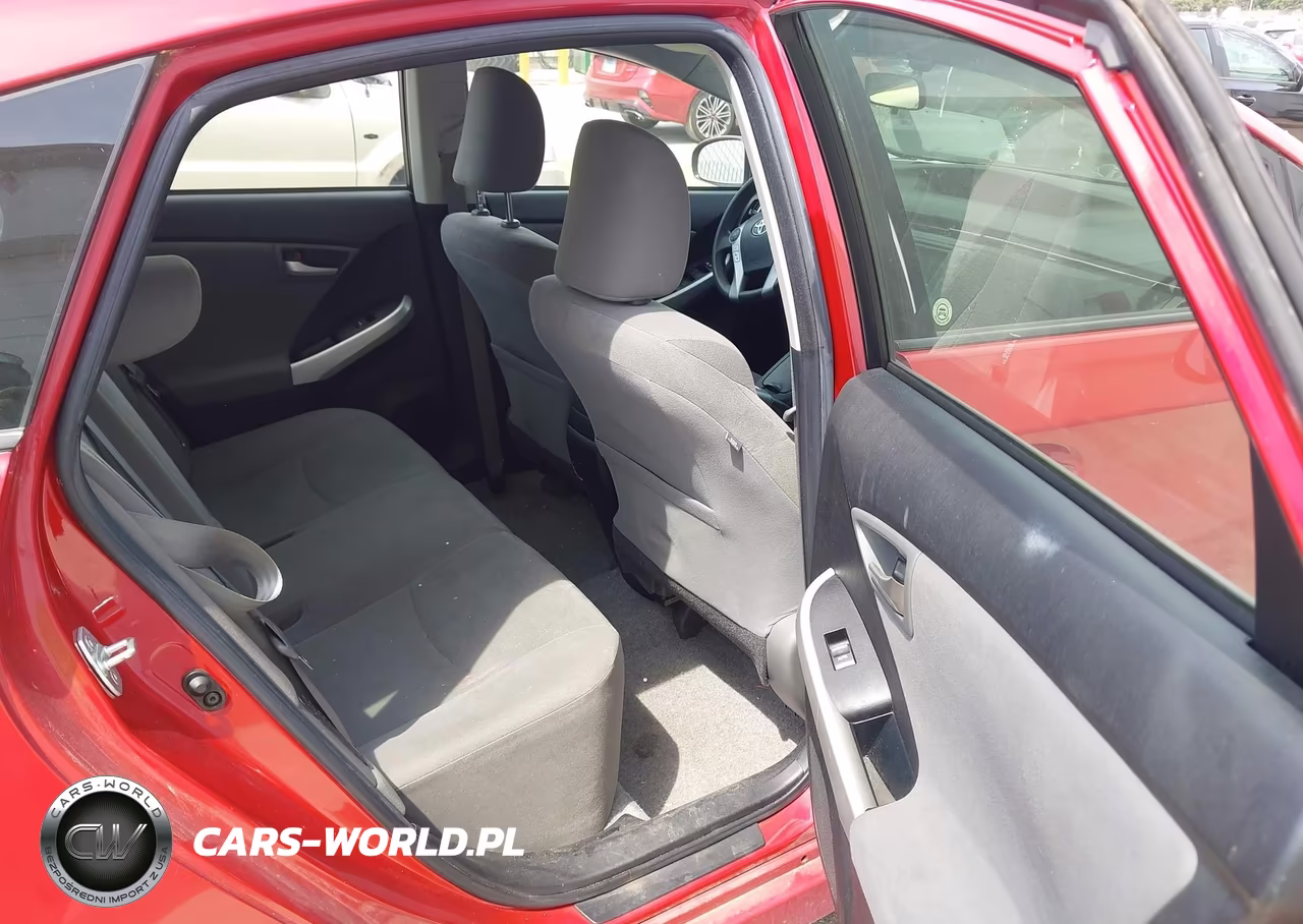 2014 Toyota Prius Three VIN:JTDKN3DU6E0376914 - 8