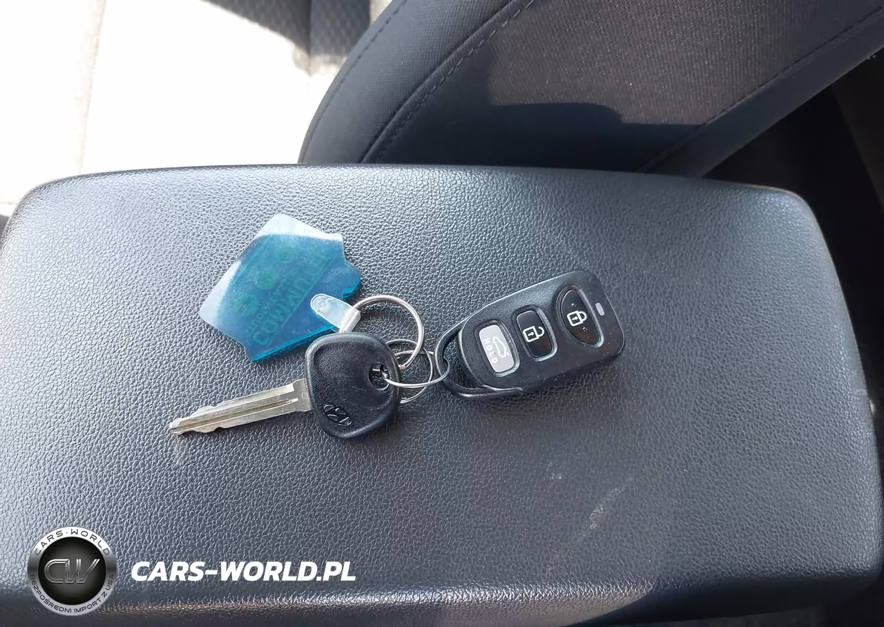 2020 Hyundai Elantra Sel VIN:5NPD84LF1LH508180 - 11