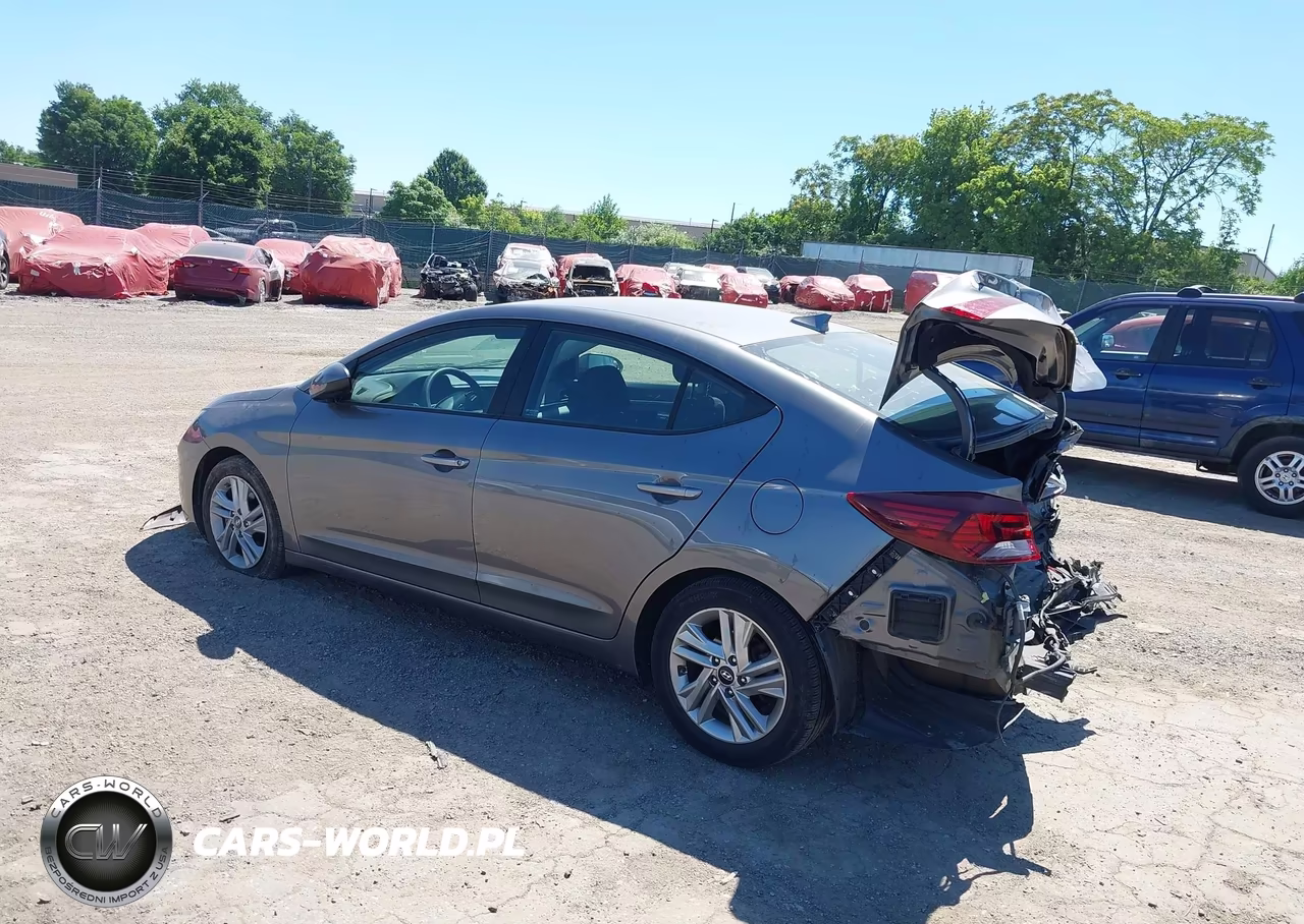 2020 Hyundai Elantra Sel VIN:5NPD84LF1LH508180 - 3