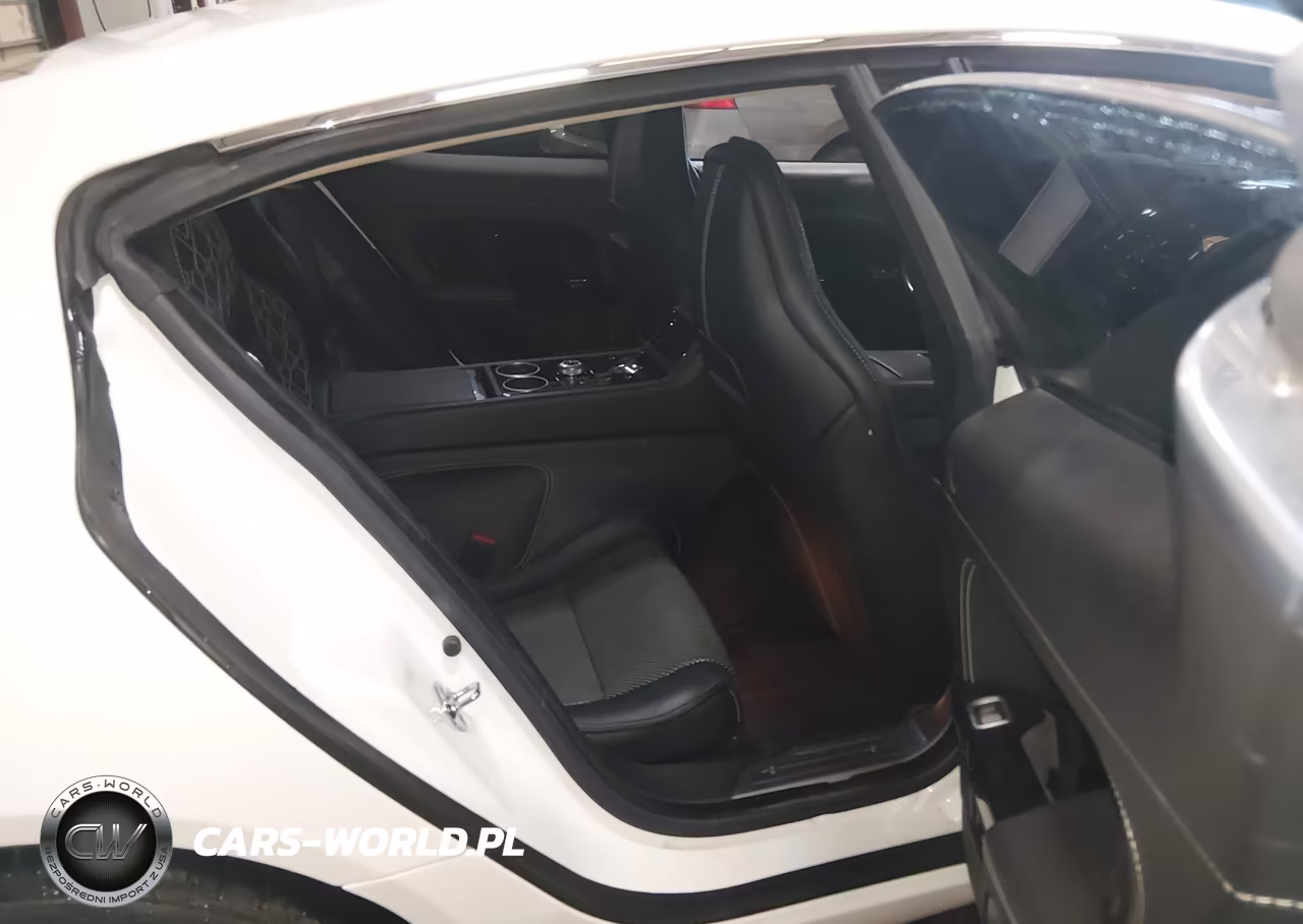 2016 Aston Martin Rapide S VIN:SCFHMDBS5GGF05390 - 8