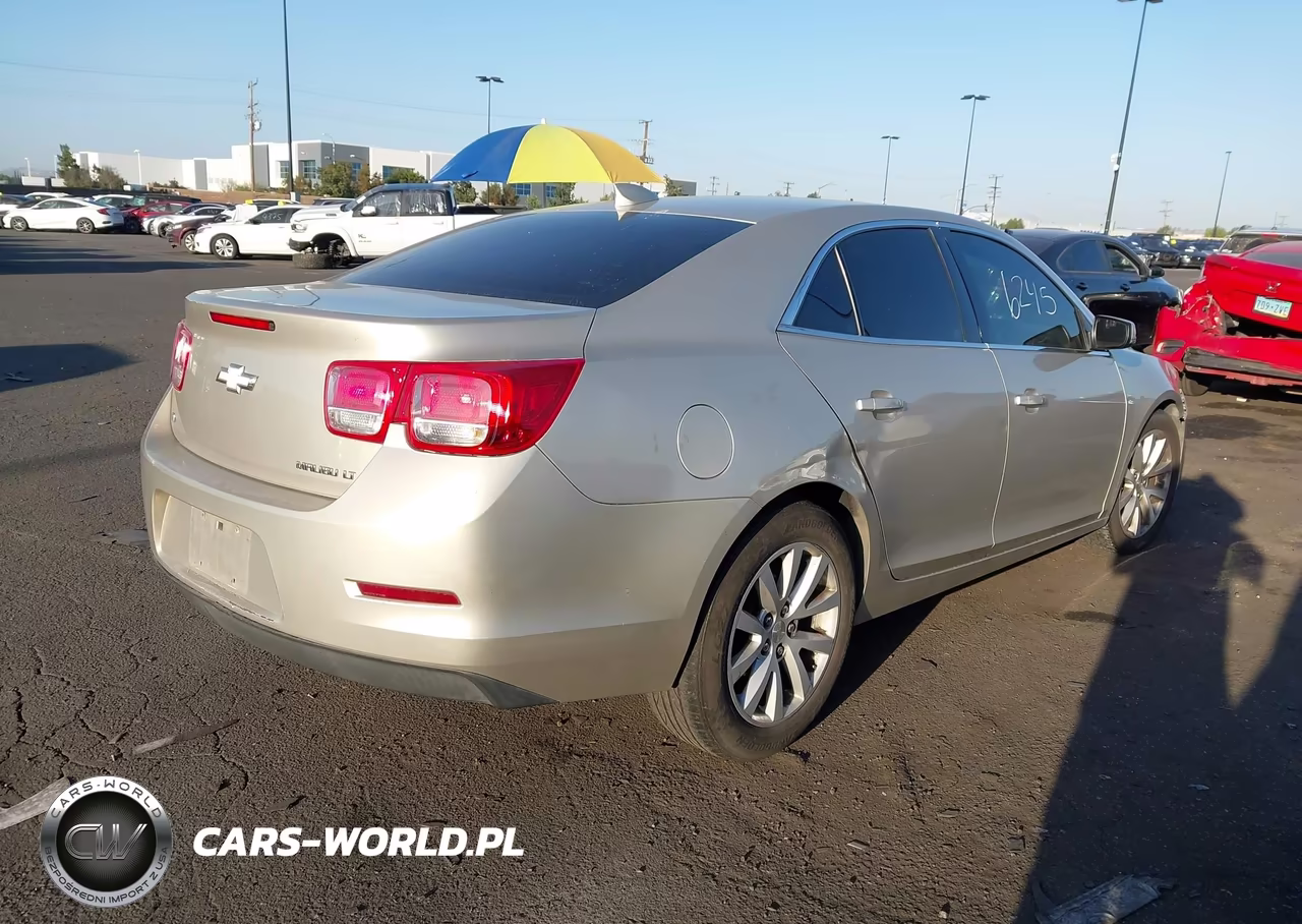 2015 Chevrolet Malibu 2Lt VIN:1G11D5SL0FF153697 - 4
