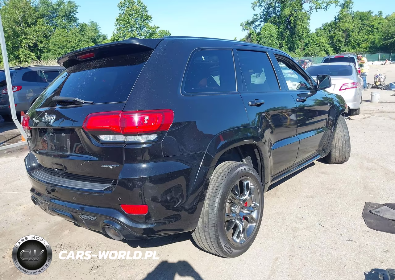 2016 Jeep Grand Cherokee Srt VIN:1C4RJFDJ1GC327994 - 4