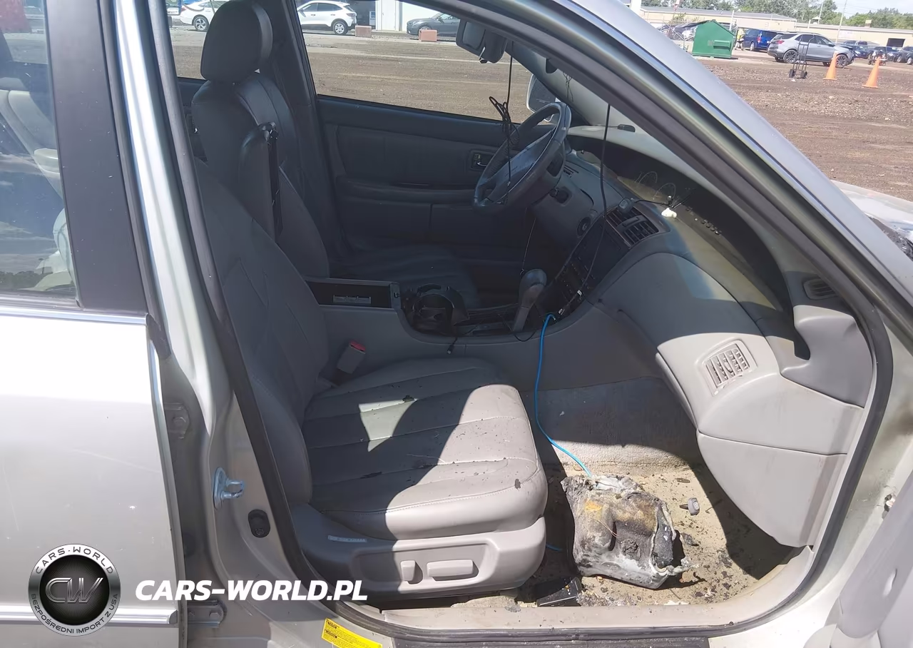 2000 Toyota Avalon Xls VIN:4T1BF28B3YU057902 - 5