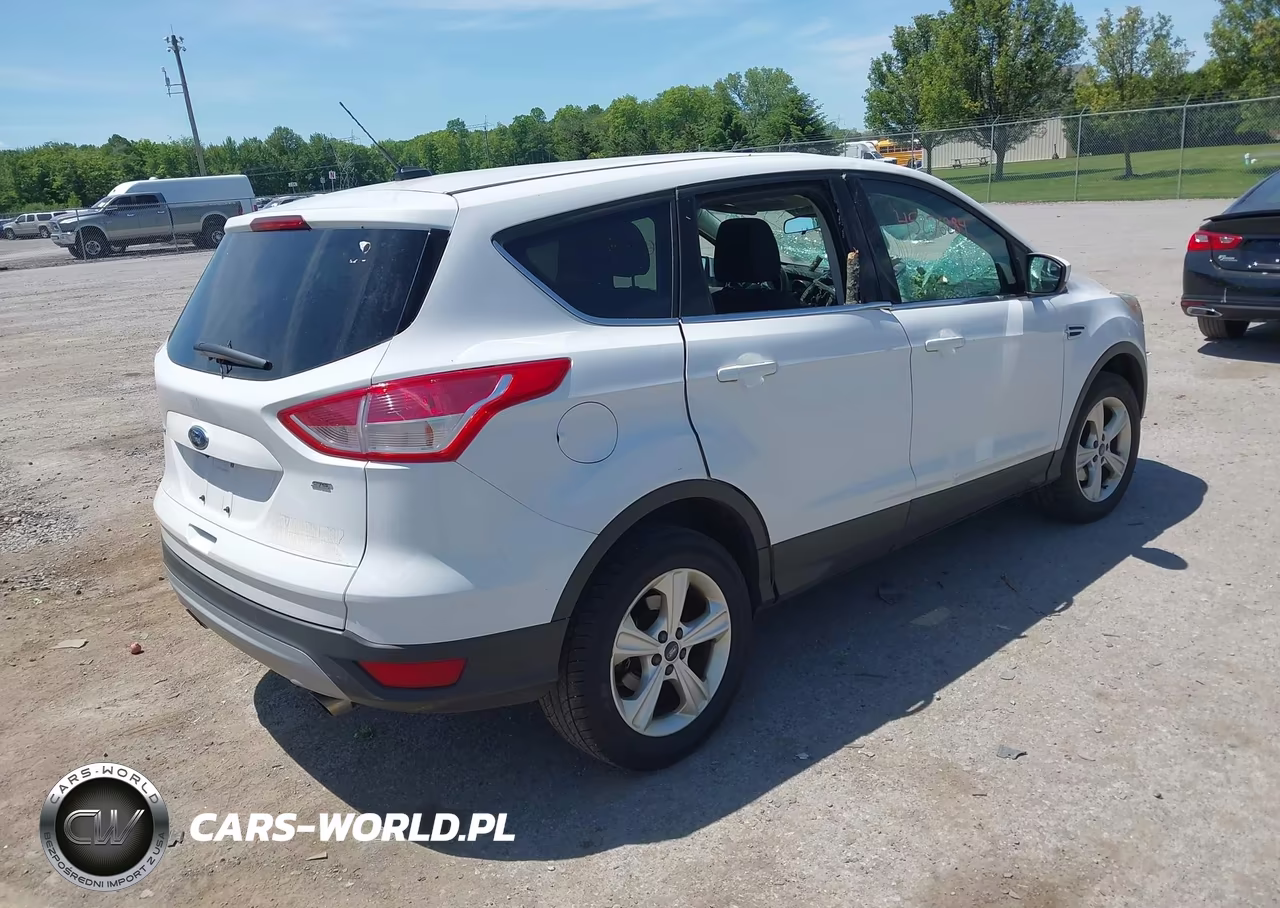 2016 Ford Escape Se VIN:1FMCU0G72GUB83954 - 4