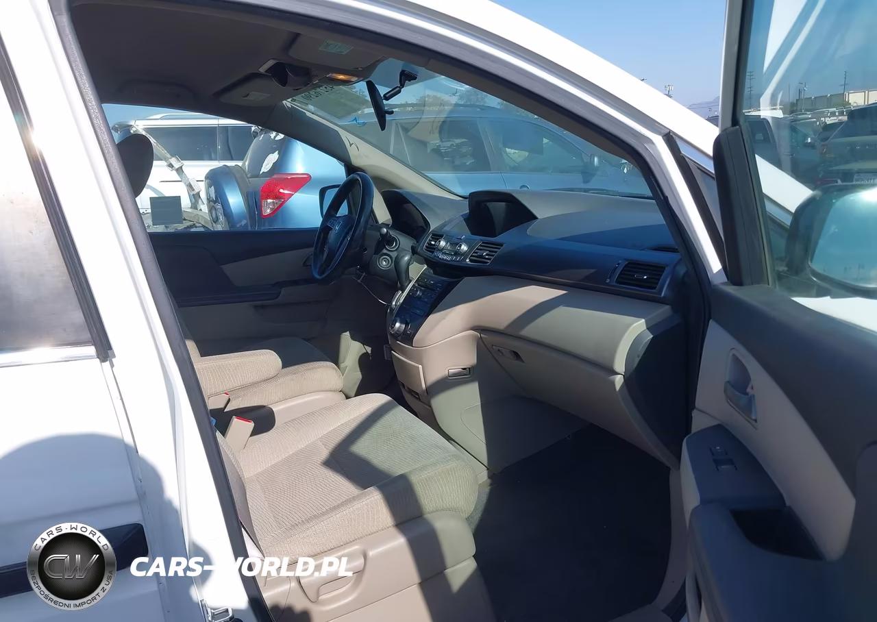 2013 Honda Odyssey Lx VIN:5FNRL5H28DB068703 - 5