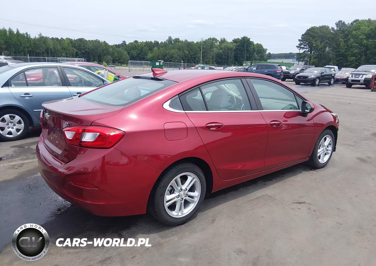 2018 Chevrolet Cruze Lt Auto VIN:1G1BE5SM7J7166623 - 4