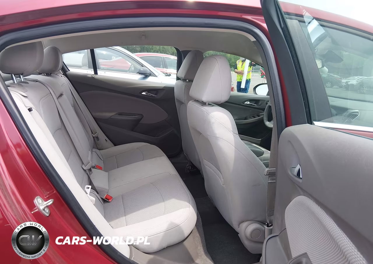 2018 Chevrolet Cruze Lt Auto VIN:1G1BE5SM7J7166623 - 8