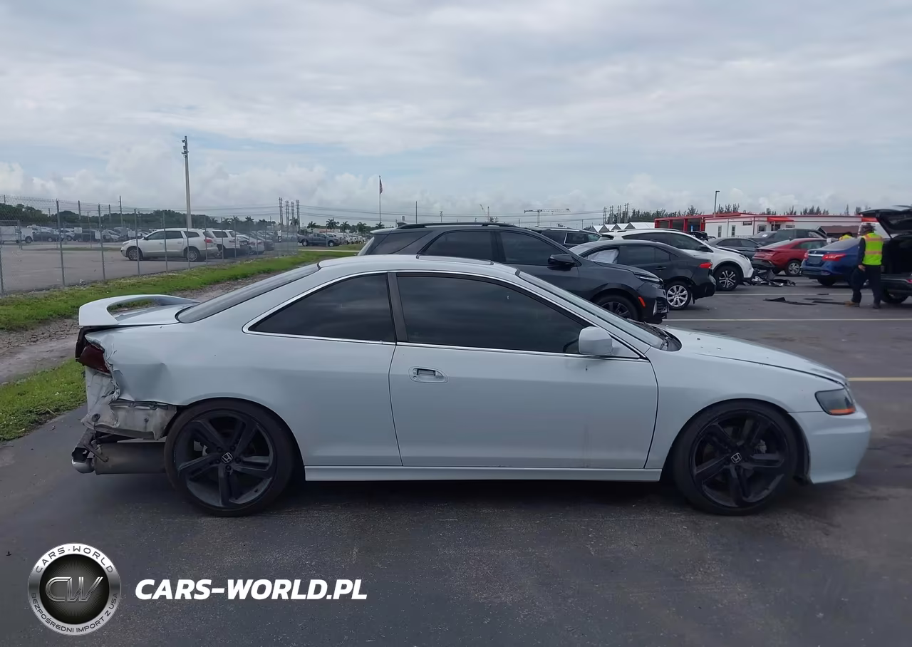 2001 Honda Accord 3.0 Ex VIN:1HGCG22551A028743 - 14