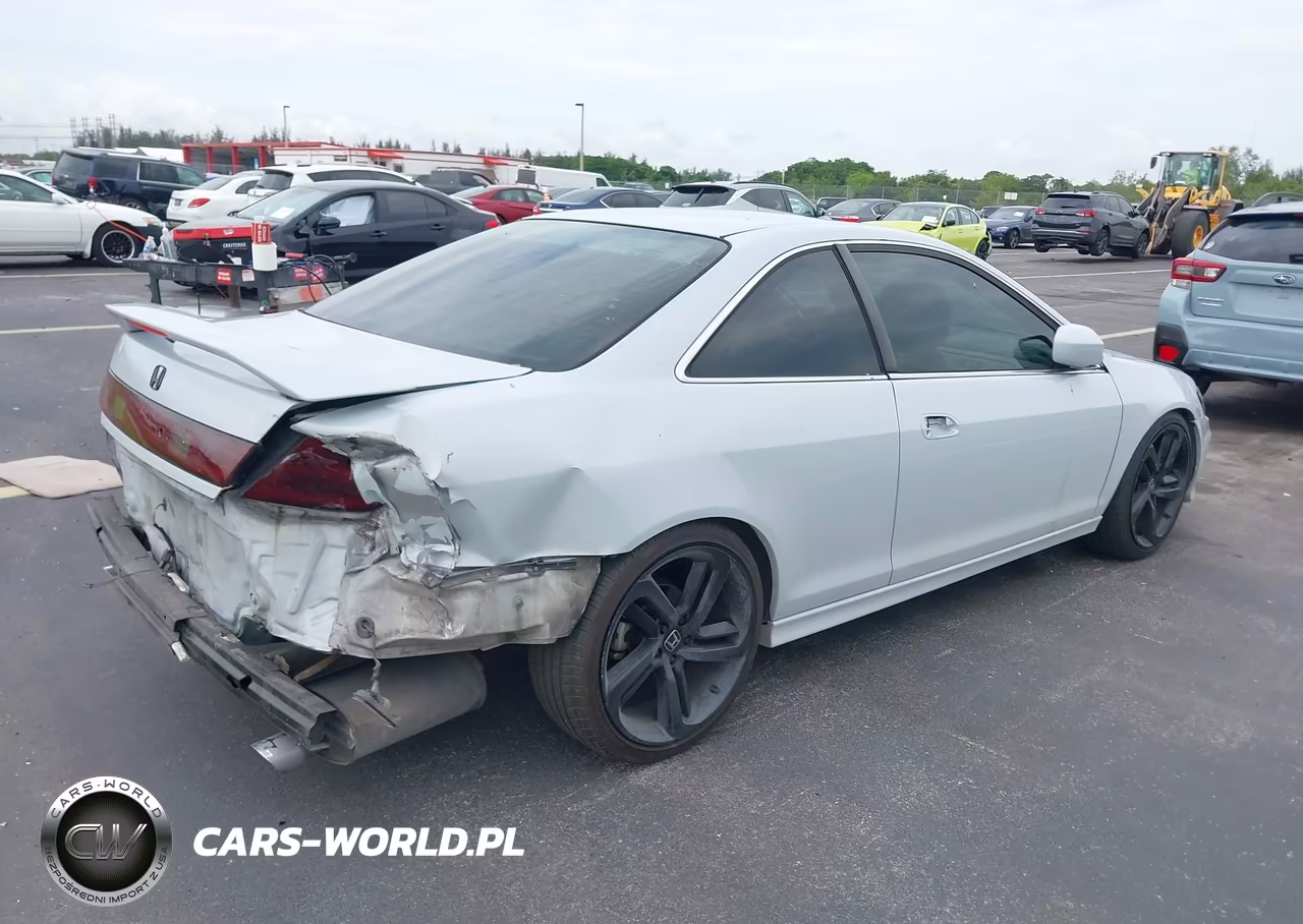 2001 Honda Accord 3.0 Ex VIN:1HGCG22551A028743 - 4