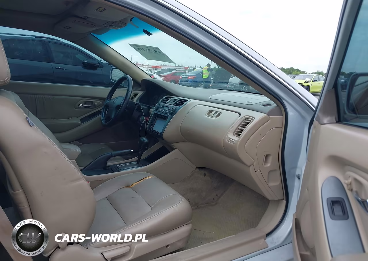 2001 Honda Accord 3.0 Ex VIN:1HGCG22551A028743 - 5