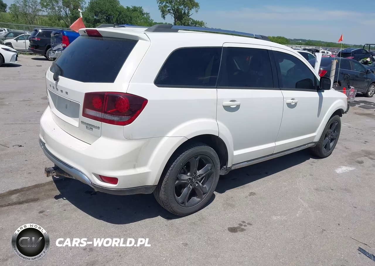 2018 Dodge Journey Crossroad Awd VIN:3C4PDDGG4JT387346 - 4