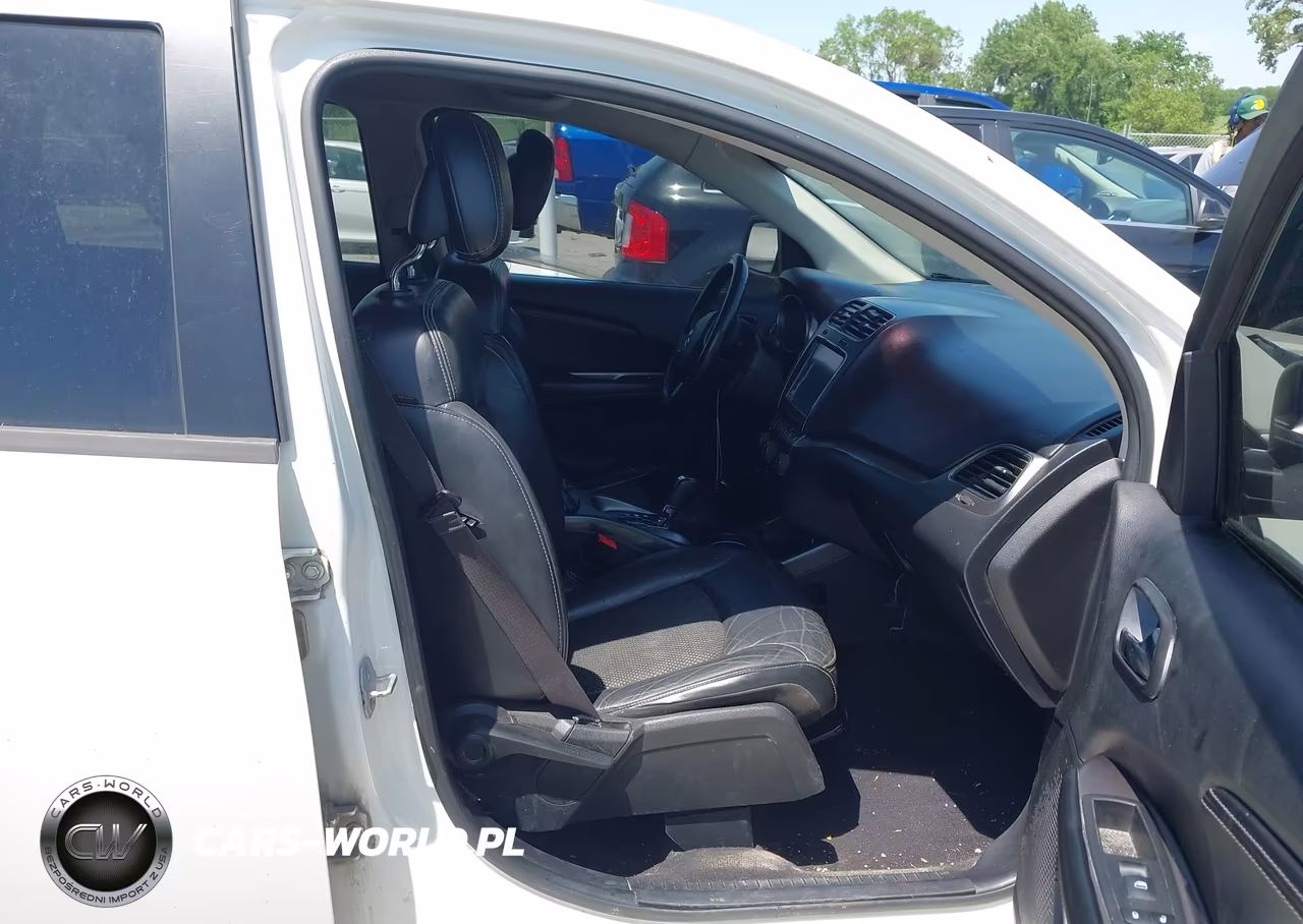 2018 Dodge Journey Crossroad Awd VIN:3C4PDDGG4JT387346 - 5