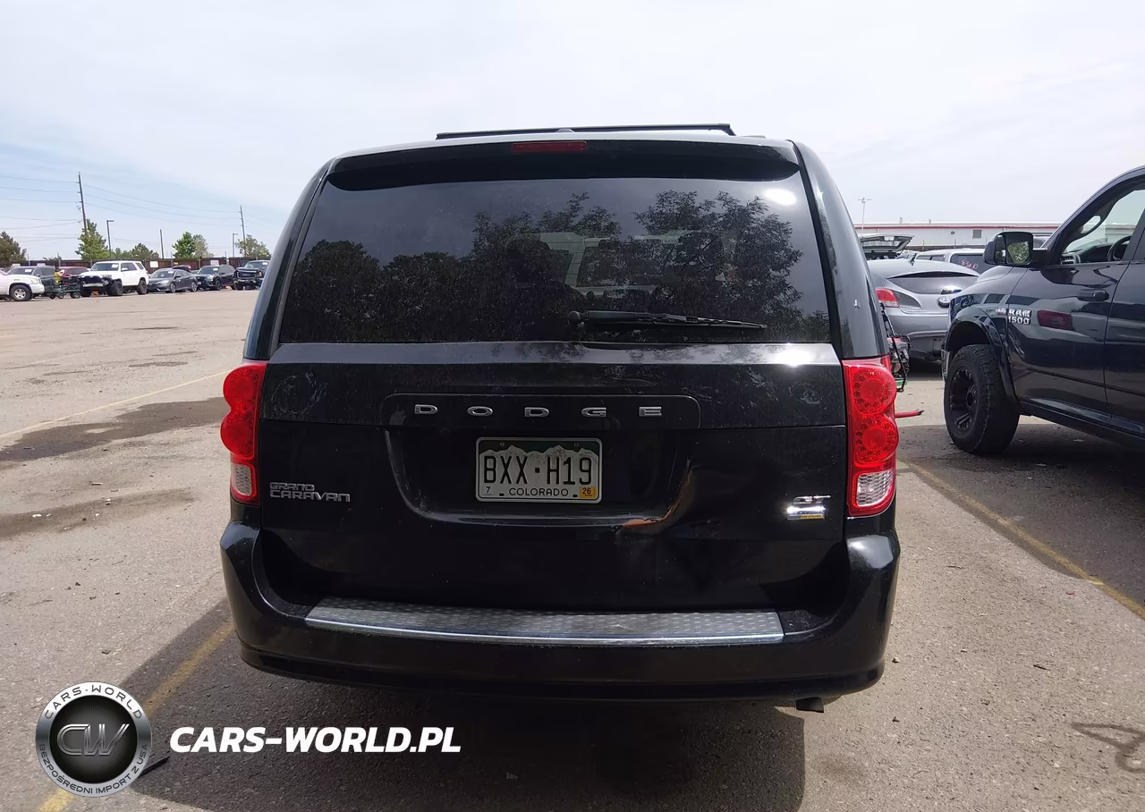 2018 Dodge Grand Caravan Gt VIN:2C4RDGEG8JR346475 - 16