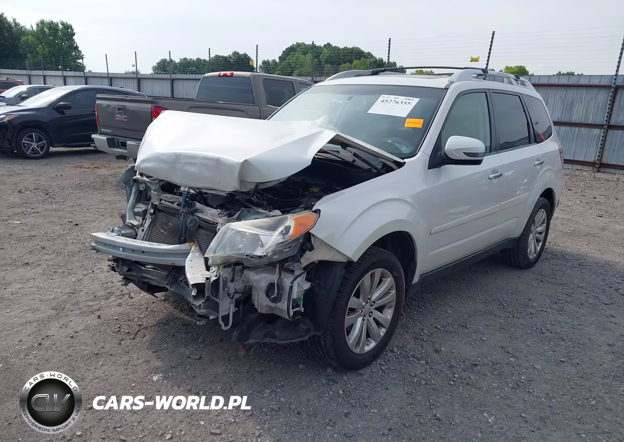 2013 Subaru Forester 2.5X Touring VIN:JF2SHAGC1DH414842 - 2