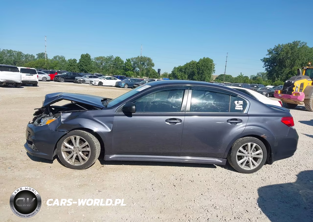 2014 Subaru Legacy 2.5I Limited VIN:4S3BMCK63E3015114 - 14
