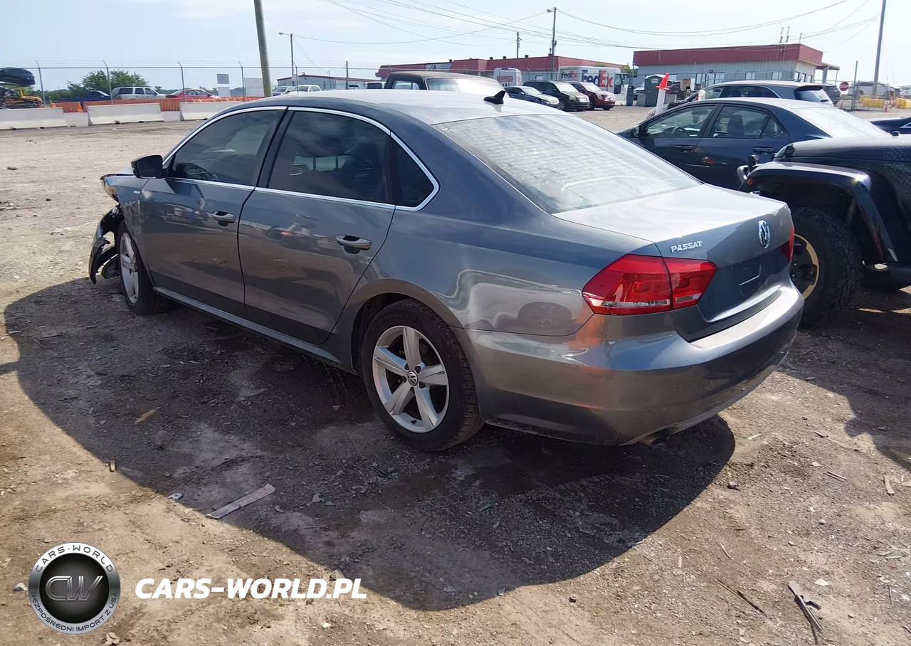 2014 Volkswagen Passat 1.8T Wolfsburg Edition VIN:1VWAT7A37EC022240 - 3