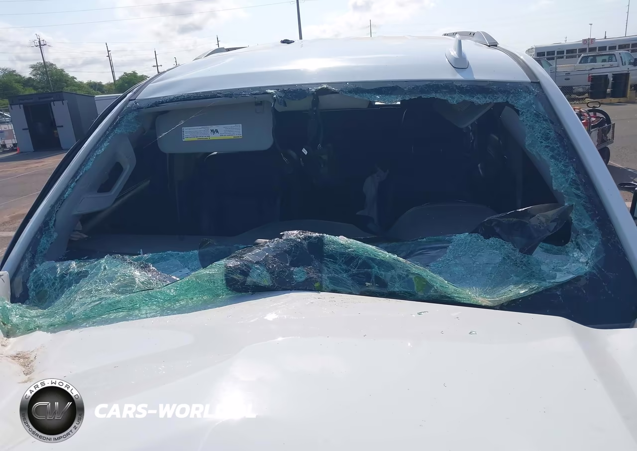 2020 Chevrolet Tahoe 2Wd Lt VIN:1GNSCBKC7LR182354 - 17