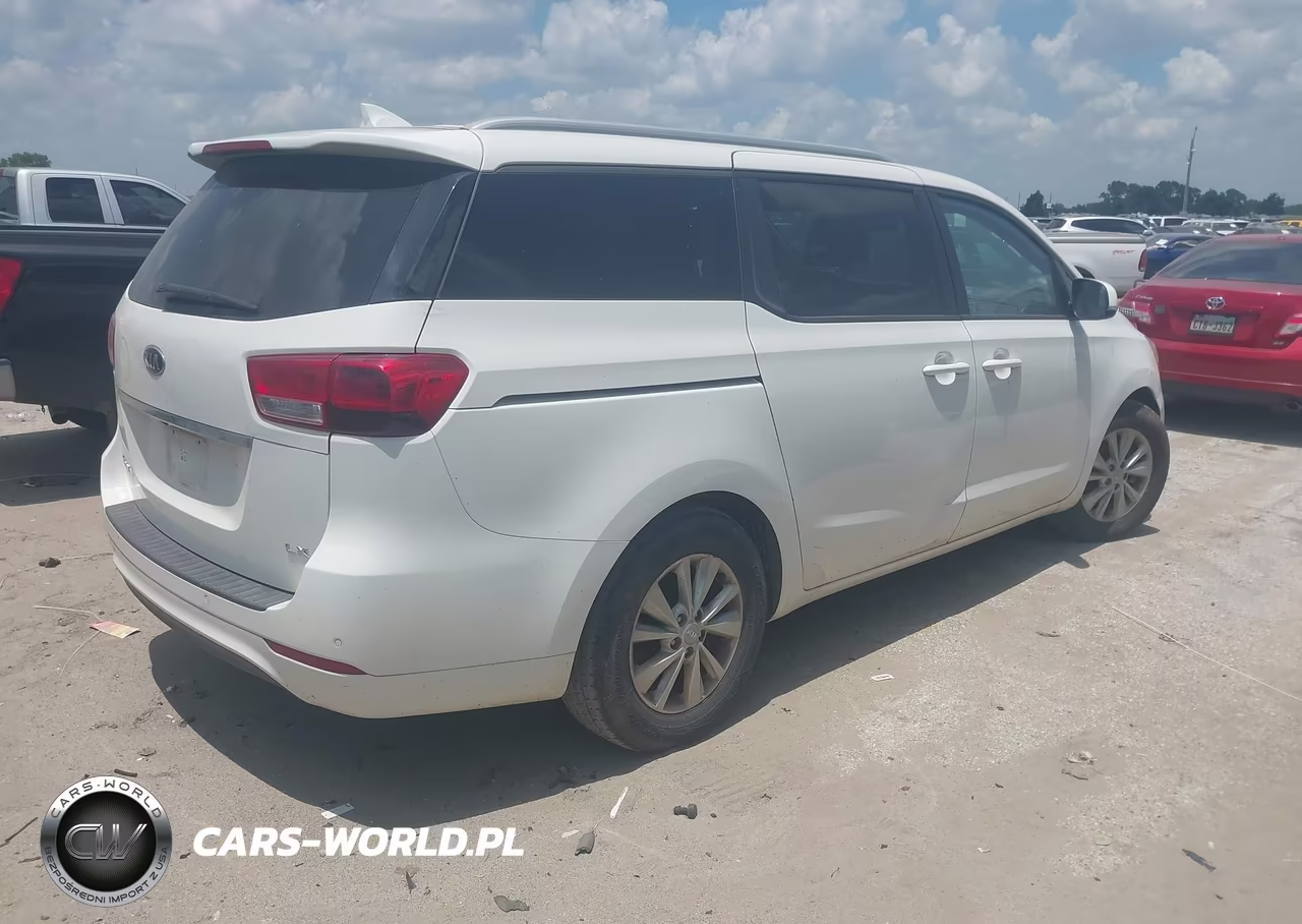 2016 Kia Sedona Lx VIN:KNDMB5C16G6099962 - 4