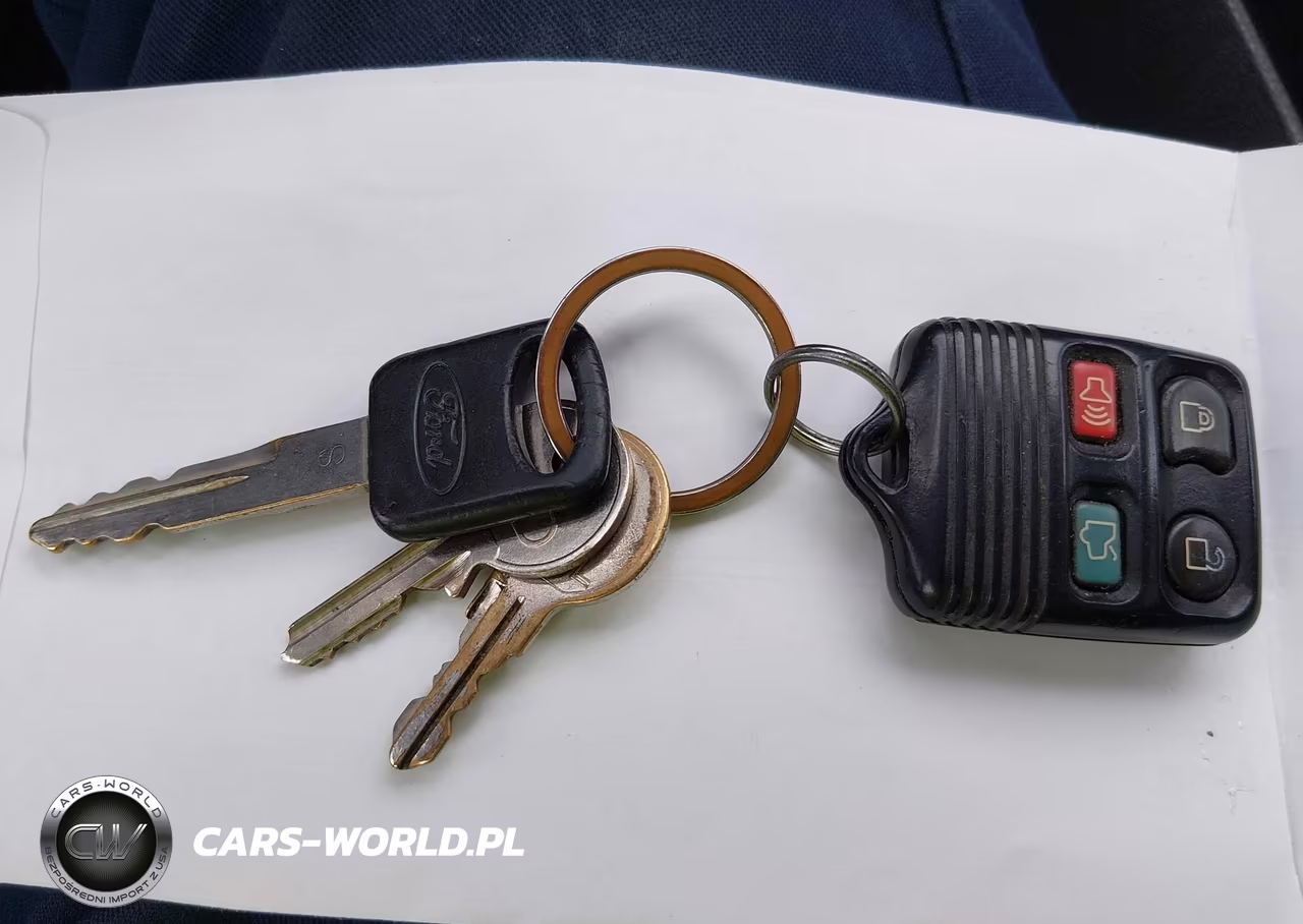 2013 Ford Police Interceptor VIN:1FAHP2L86DG213193 - 11