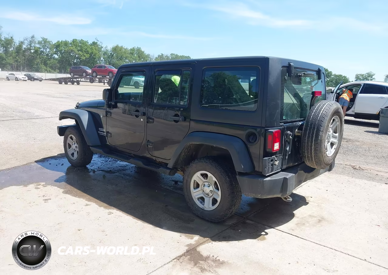2014 Jeep Wrangler Unlimited Sport Rhd VIN:1C4BJWKG2EL257055 - 3