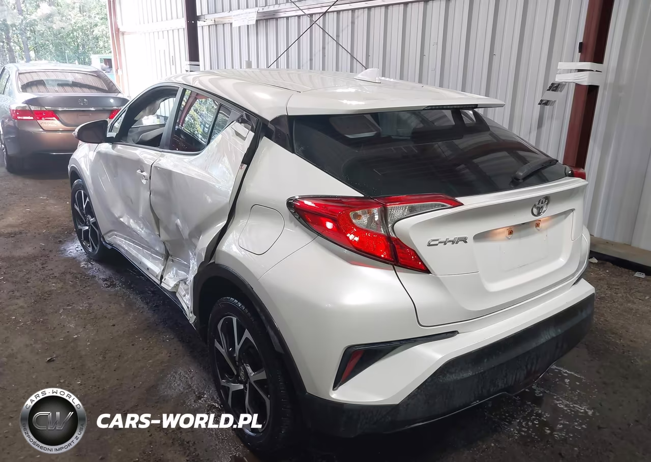 2018 Toyota C-Hr Xle Premium VIN:NMTKHMBX0JR013170 - 3