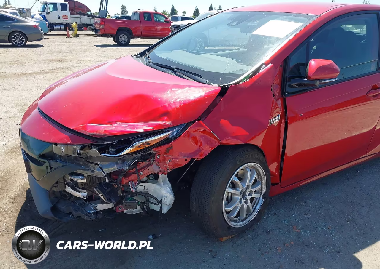 2020 Toyota Prius Prime Xle VIN:JTDKARFP1L3128295 - 6