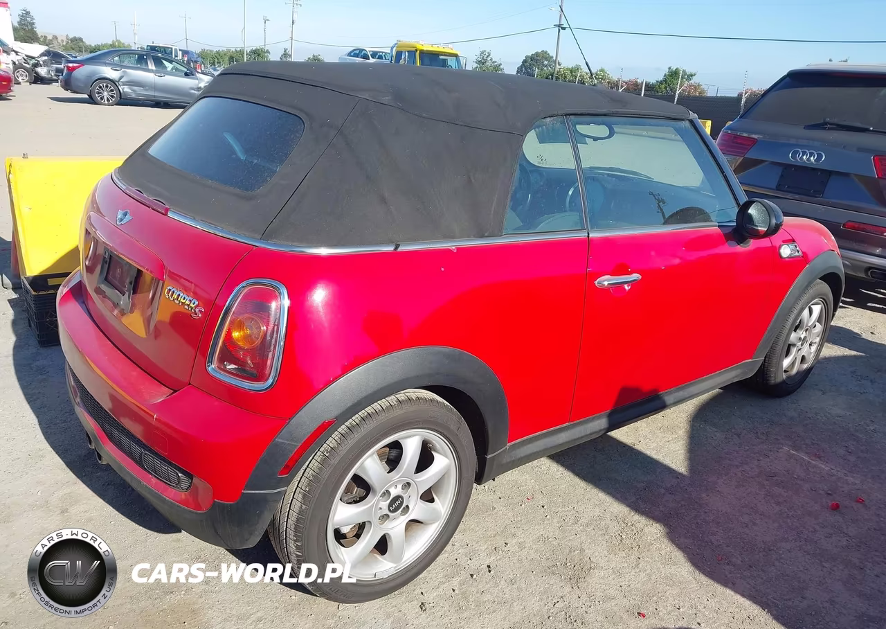 2010 Mini Cooper S VIN:WMWMS3C51ATY51158 - 4