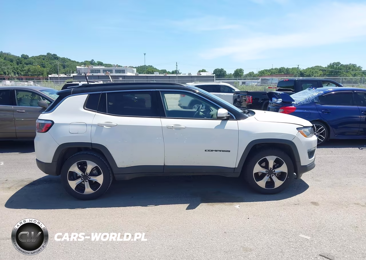 2018 Jeep Compass Latitude Fwd VIN:3C4NJCBB0JT182385 - 13