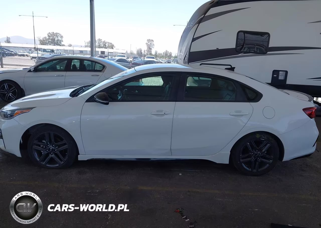2020 Kia Forte Gt-Line VIN:3KPF34AD8LE182150 - 14