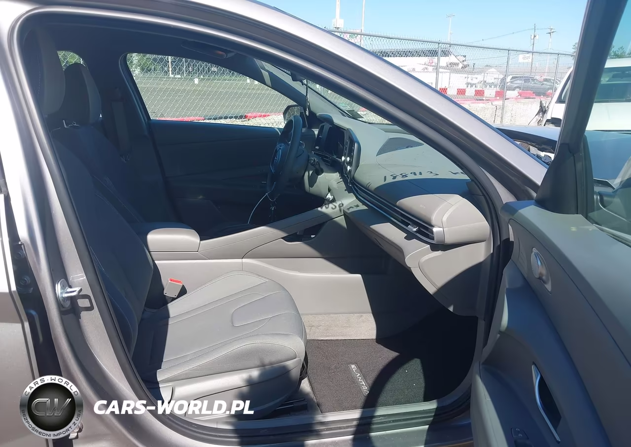 2023 Hyundai Elantra Sel VIN:KMHLM4AG9PU601457 - 5