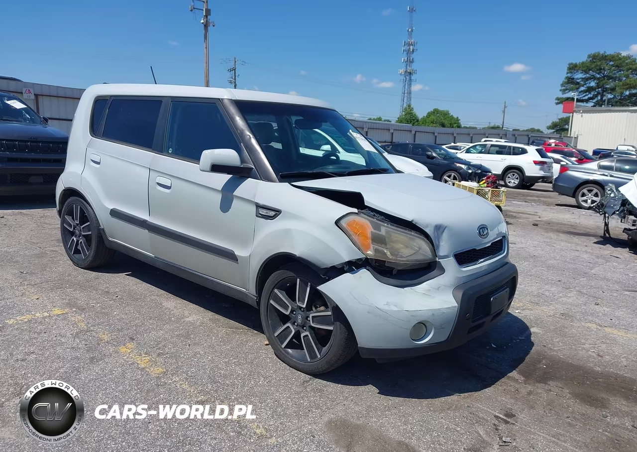 2010 Kia Soul +