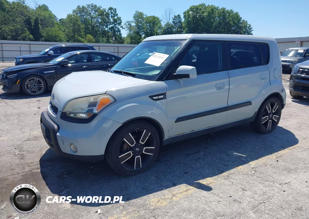 2010 Kia Soul + VIN:KNDJT2A27A7167567 - 2