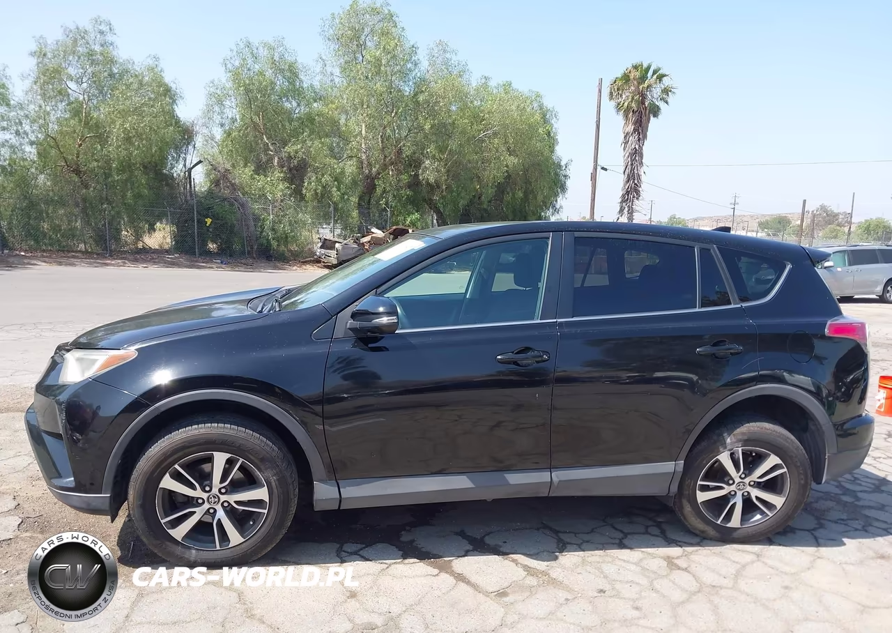 2017 Toyota Rav4 Xle VIN:2T3WFREV5HW384849 - 14